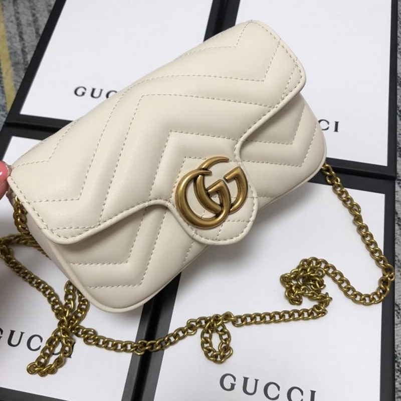 Gucci Handbags 52